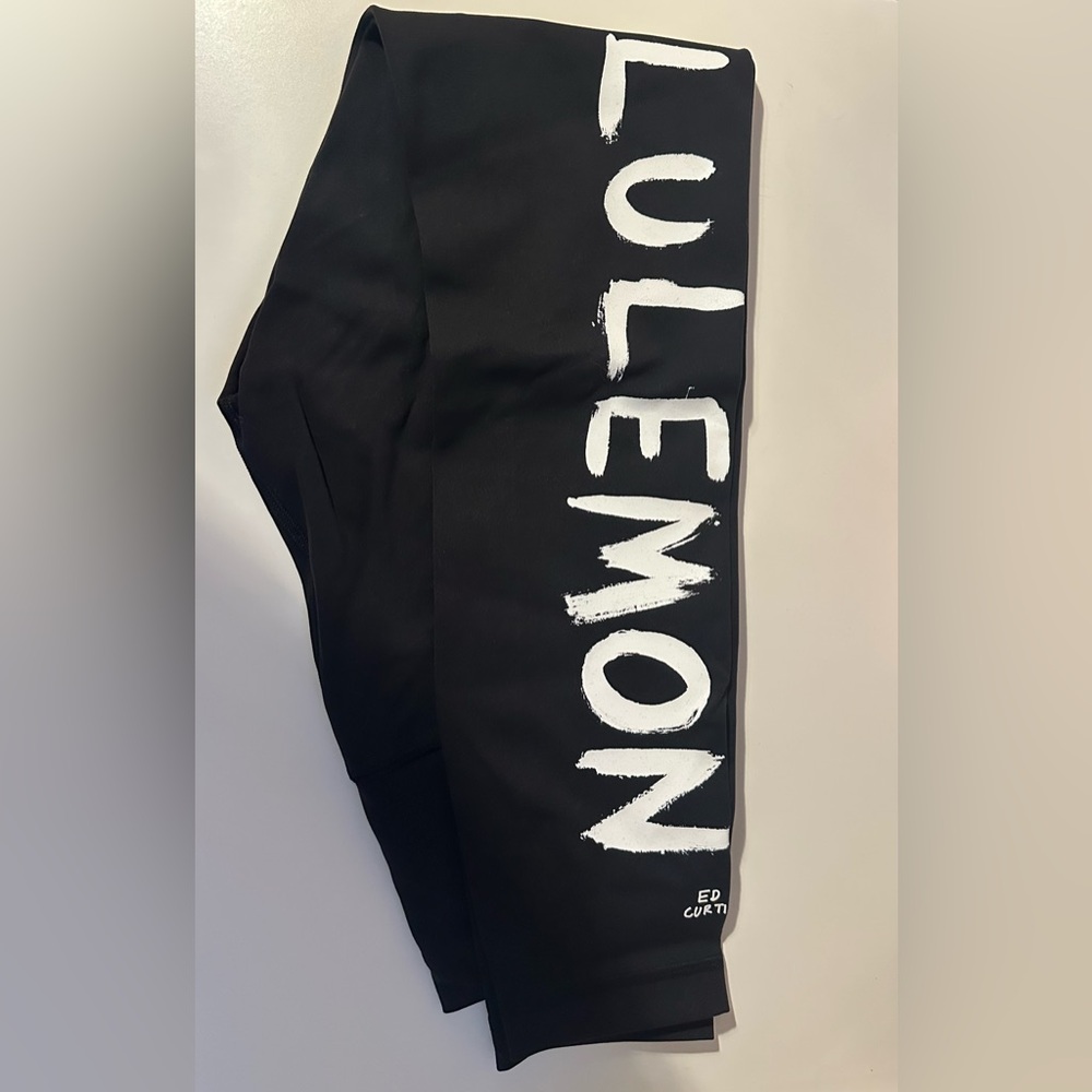 Limited edition Ed Curtis Wunder train 25” size 4 leggings